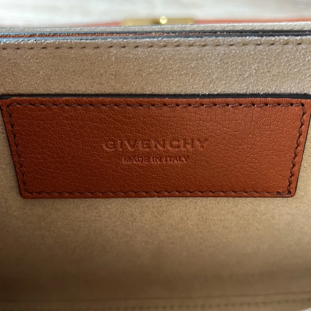 Givenchy Small GV3 Leather & Suede Crossbody Bag Chestnut - Picture 11 of 15